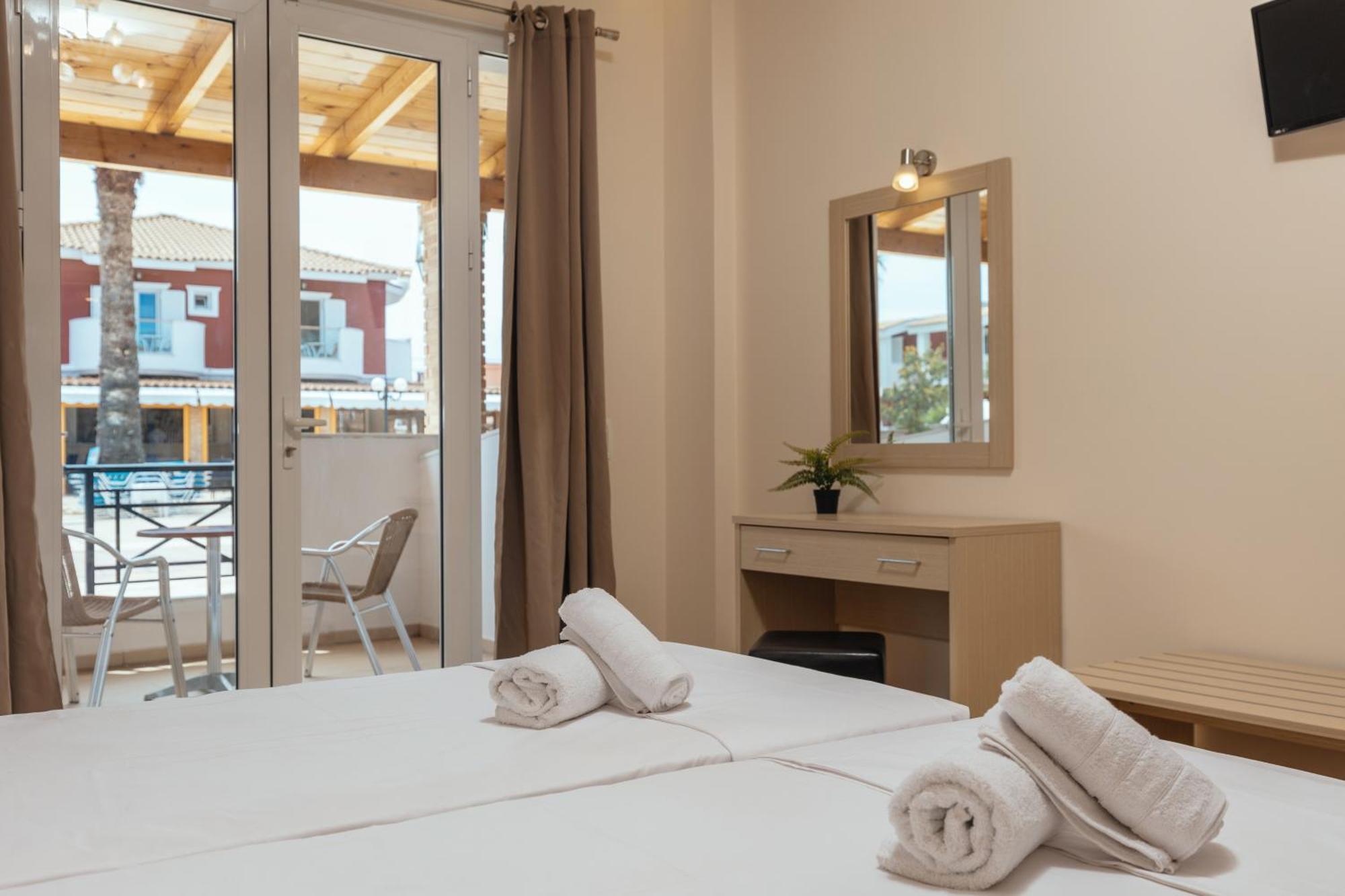 Yakinthos Hotel Laganas